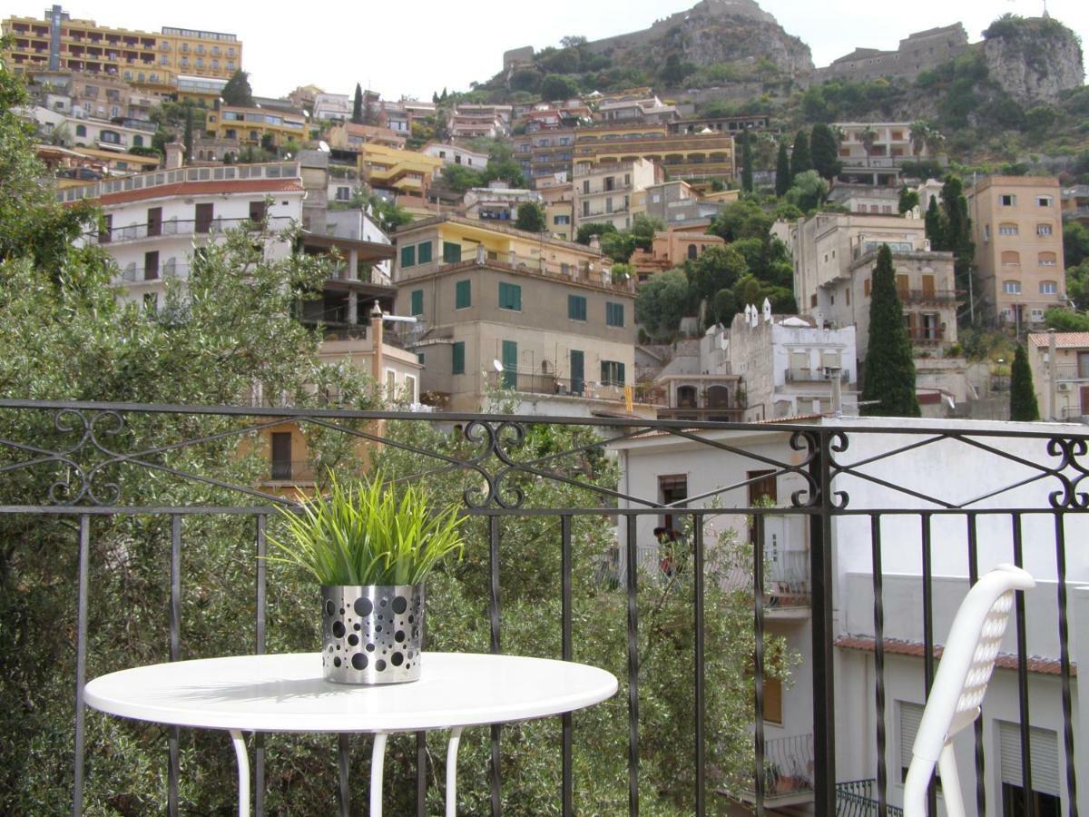 Taormina Castle And Sea View Apartment Luaran gambar