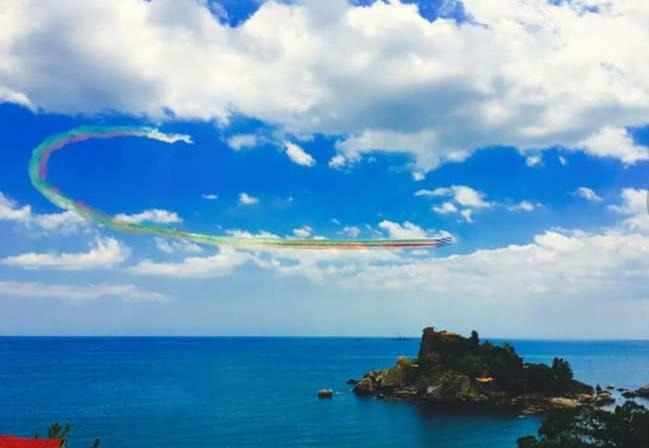 Taormina Castle And Sea View Apartment Luaran gambar